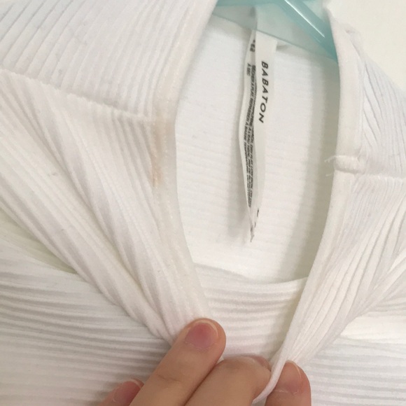 Babaton sleeveless white turtle neck shirt - Picture 5 of 6